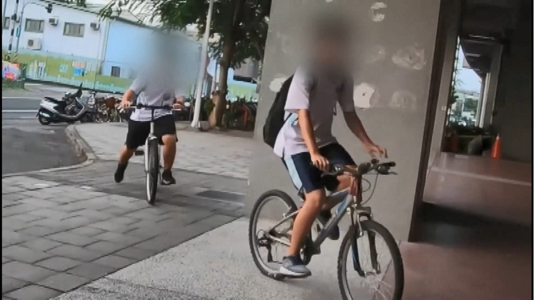 圖／翻攝自Dukoff血汗台鐵