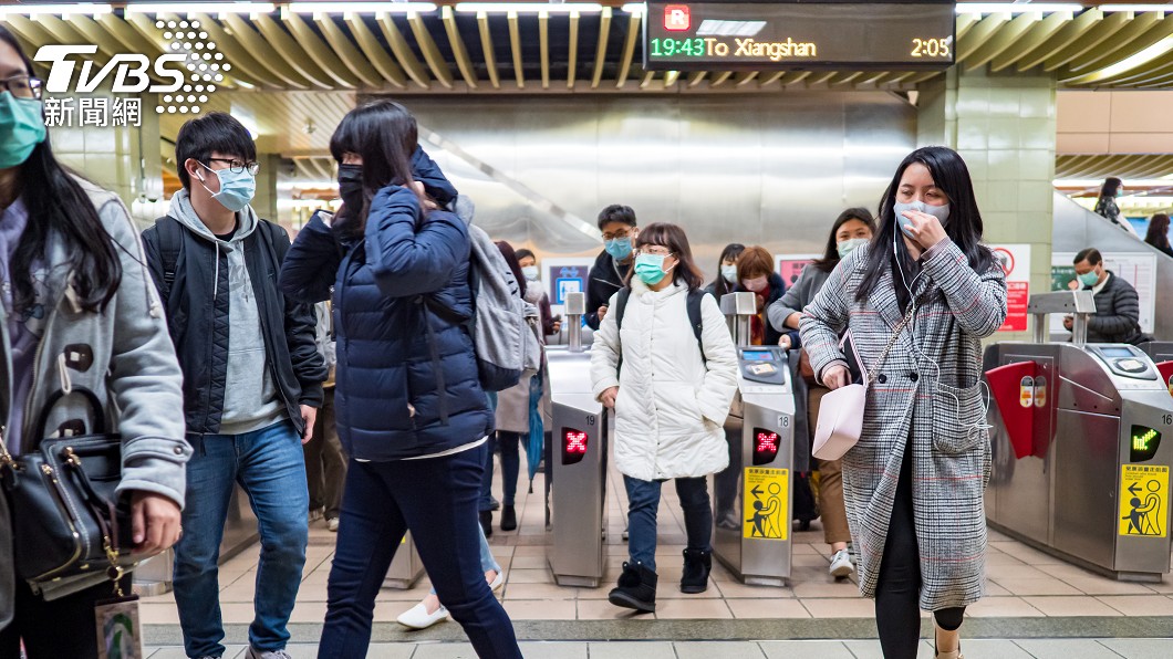 天氣冷「玉米式穿法」可以更保暖。(示意圖/shutterstock達志影像)