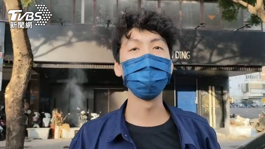 目擊民眾表示,車禍當時有聽到急煞的聲音。(圖/TVBS)