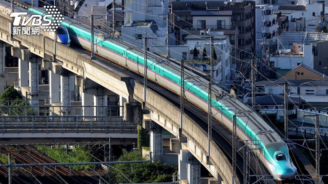 日本新幹線車廂驚傳縱火　69歲嫌犯稱「模仿小丑」犯案