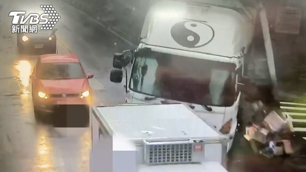 物流車下山時剎車失靈。(圖/TVBS)