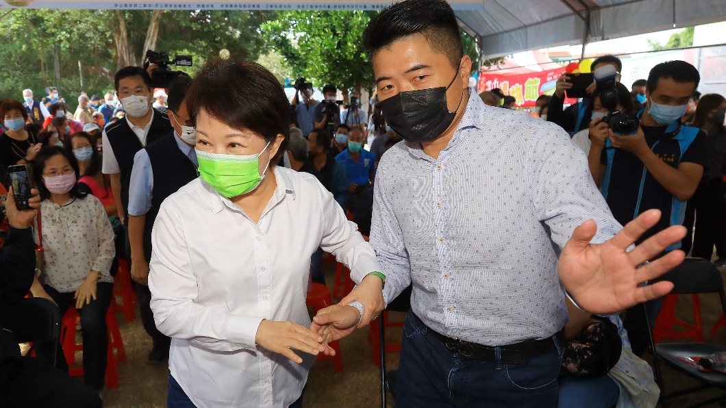國民黨前立委顏寬恒與台中市長盧秀燕。（圖／台中市政府提供）