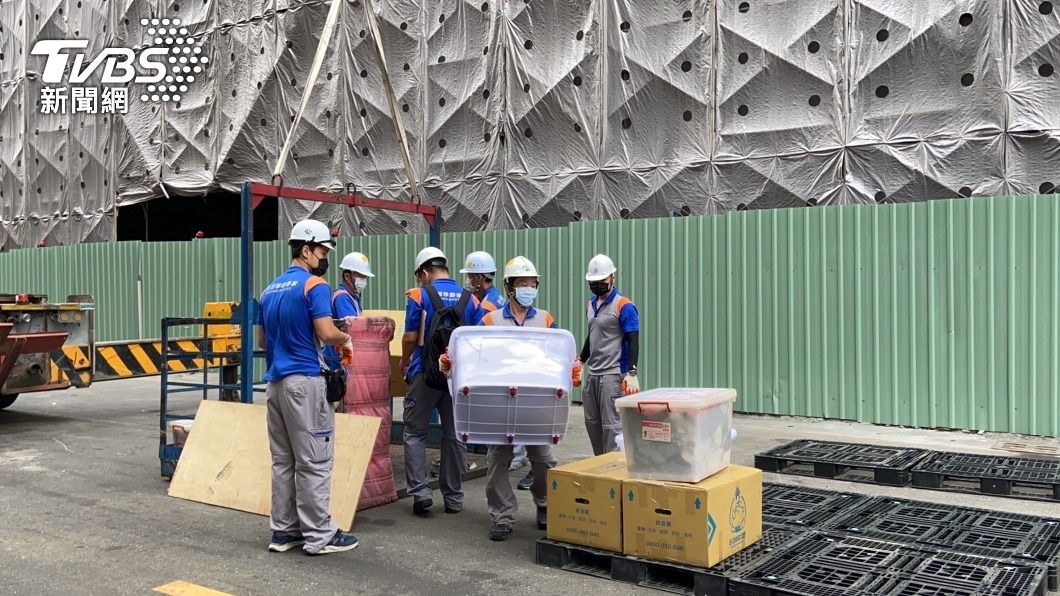 城中城受災者遷居 市府助第2批10戶搬回生活用品