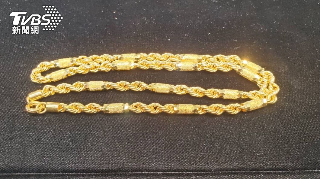 遭竊金飾。（圖／TVBS）