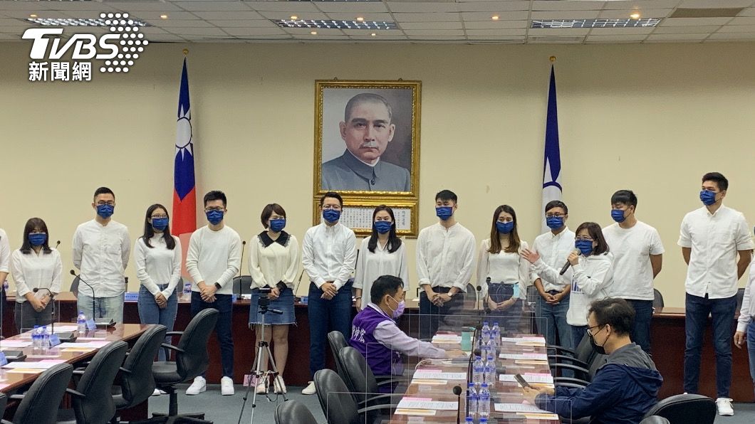 吸青年票!藍營組青年戰隊 宣講反萊豬公投