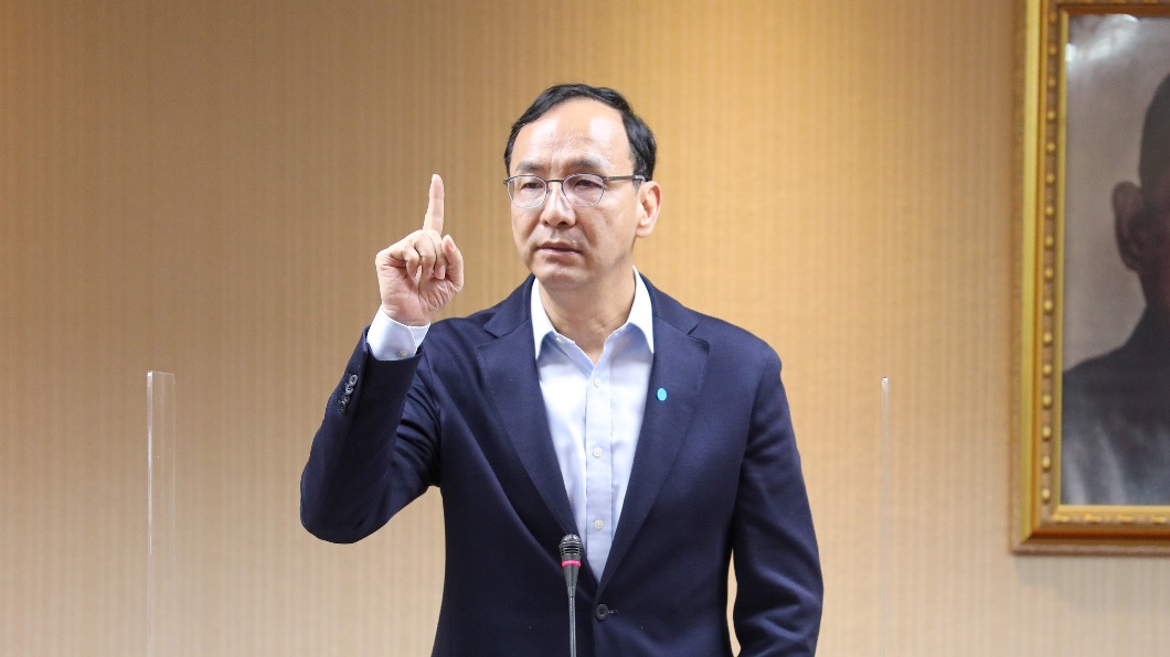 顏寬恒遭質疑假碩士 朱立倫:怎不檢視蔡英文博士學位