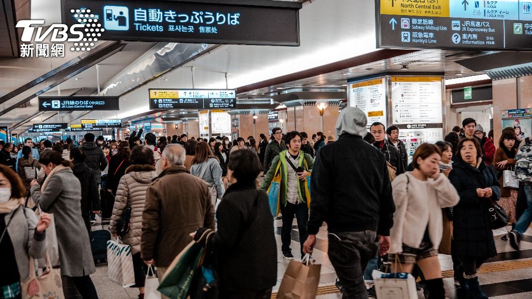 列車駕駛主張沒有造成乘客損失,公司不得因此扣薪。(示意圖/shutterstock達志影像)
