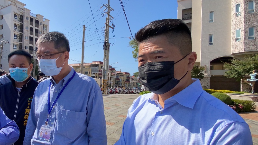 不滿爸爸顏清標遭抹黑 顏寬恒嘆:慈悲無用將提告
