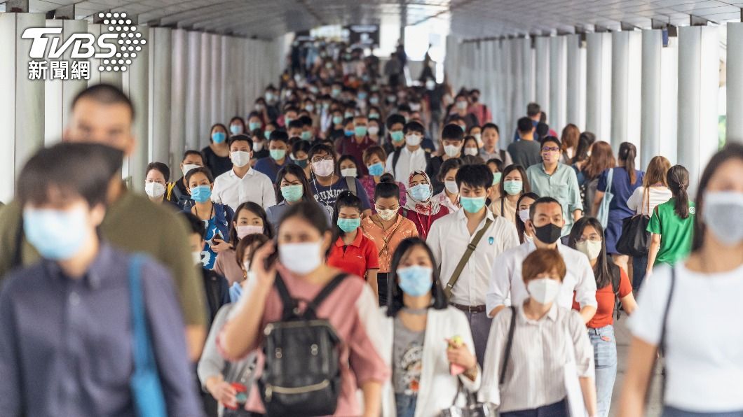 新冠肺炎疫情已肆虐全球逾兩年的時間。(示意圖/shutterstock達志影像)