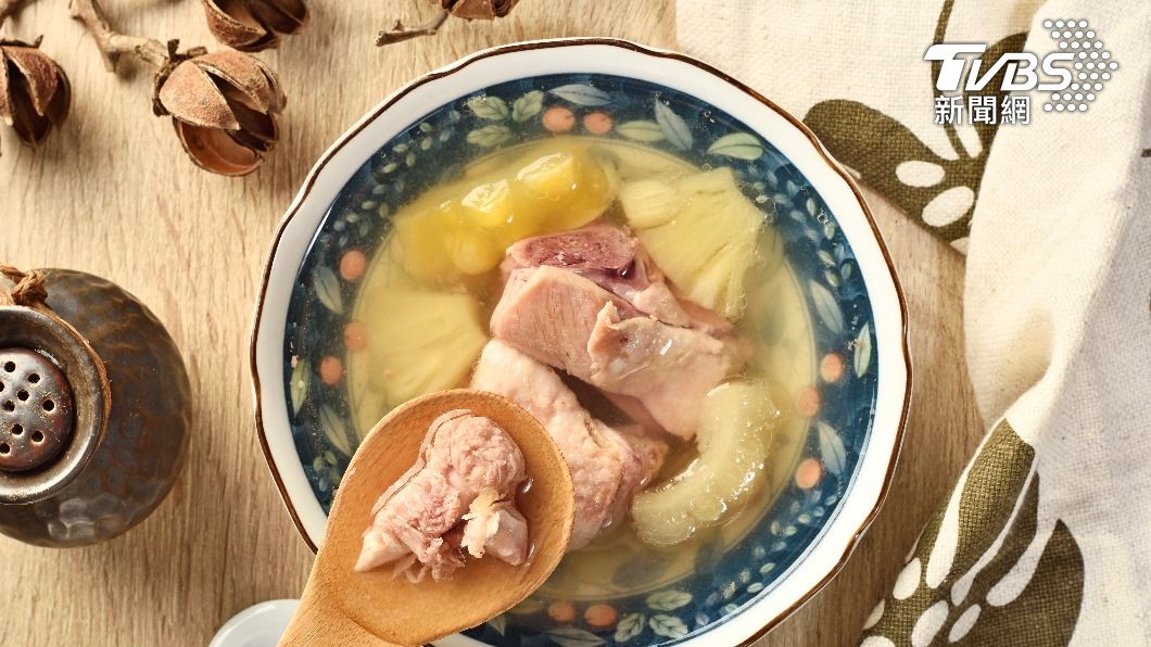鳳梨苦瓜雞湯超苦澀！老饕揭「2大地雷」　挑對秒變甘甜
