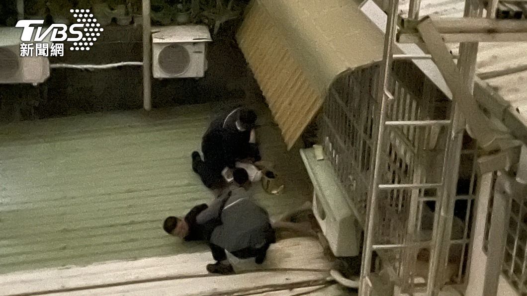 情侶雙屍溯源!警攻堅毒品批發中心 嫌逃屋頂躲水塔
