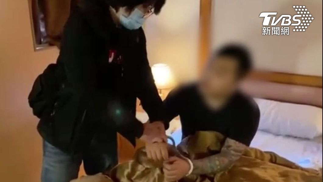 警方1天內在桃園一處旅館將主嫌逮捕。(圖/TVBS)
