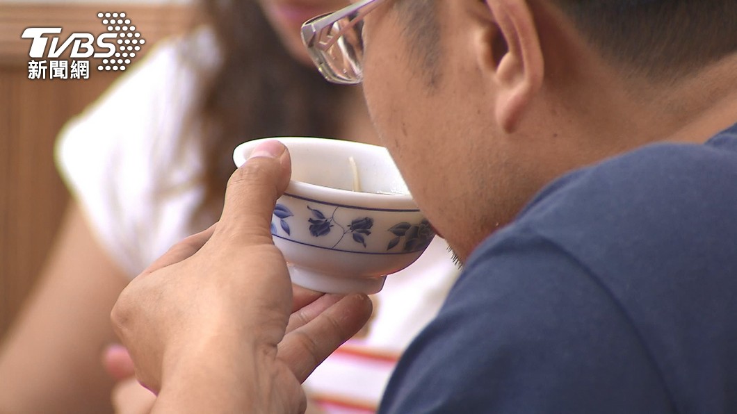 又來到薑母鴨餐廳高朋滿座的季節。（圖／TVBS）