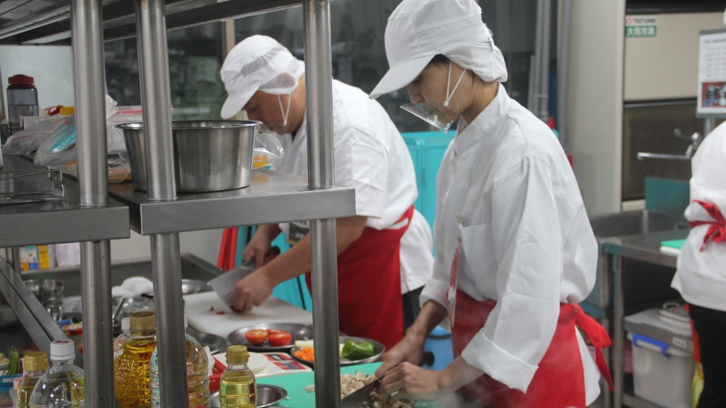 第2屆SUPER校廚大賽以蔬食料理為主題。（圖／翻攝自灃食公益飲食文化教育基金會臉書）