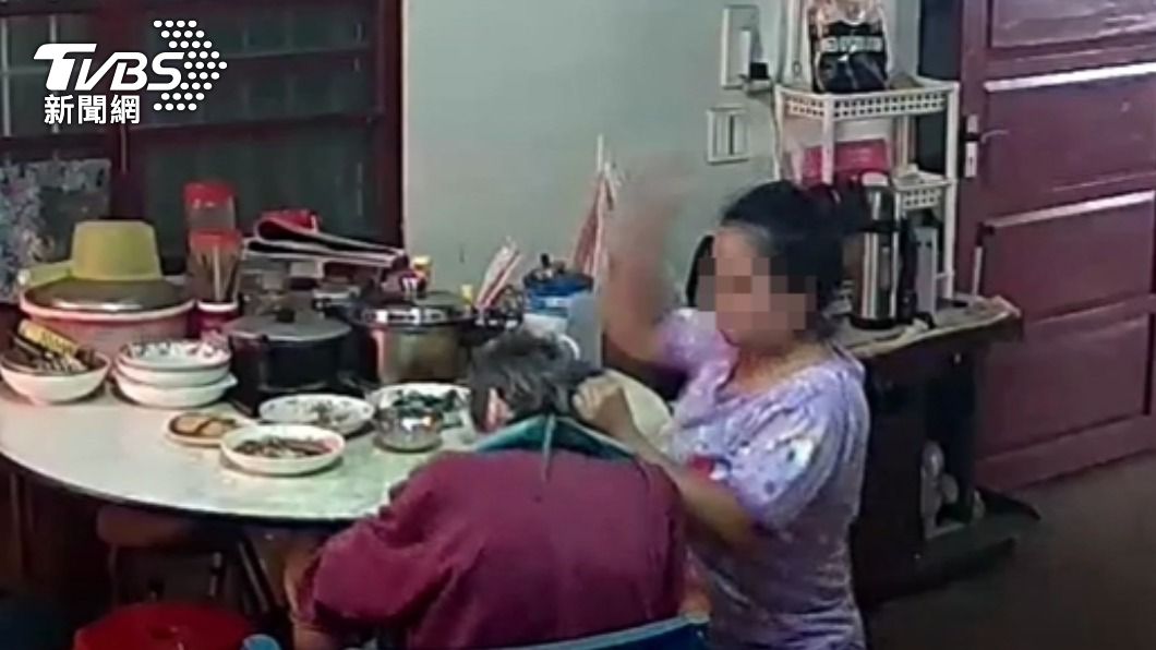 家人看到後相當氣憤。(圖/TVBS)