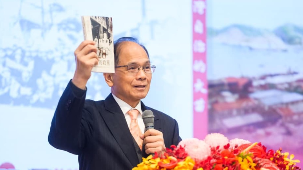 臉書、Line遭冒名詐騙取財! 游錫堃:已報案