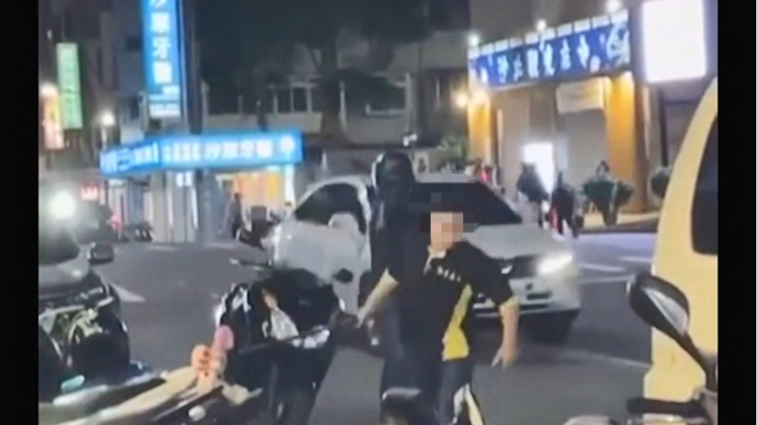 圖／翻攝自爆廢公社臉書
