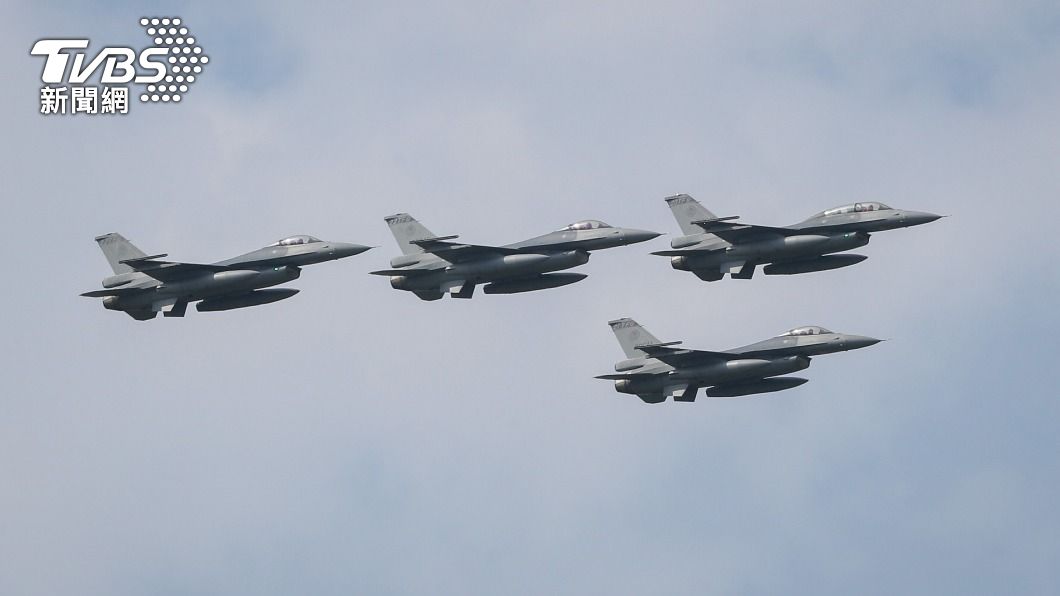 F-16V接裝典禮秀肌肉 展現視距外強大戰力