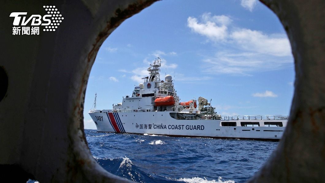中國大陸海警過去就曾在仁愛暗沙附近海域阻擋菲船通行。(圖/達志影像美聯社)