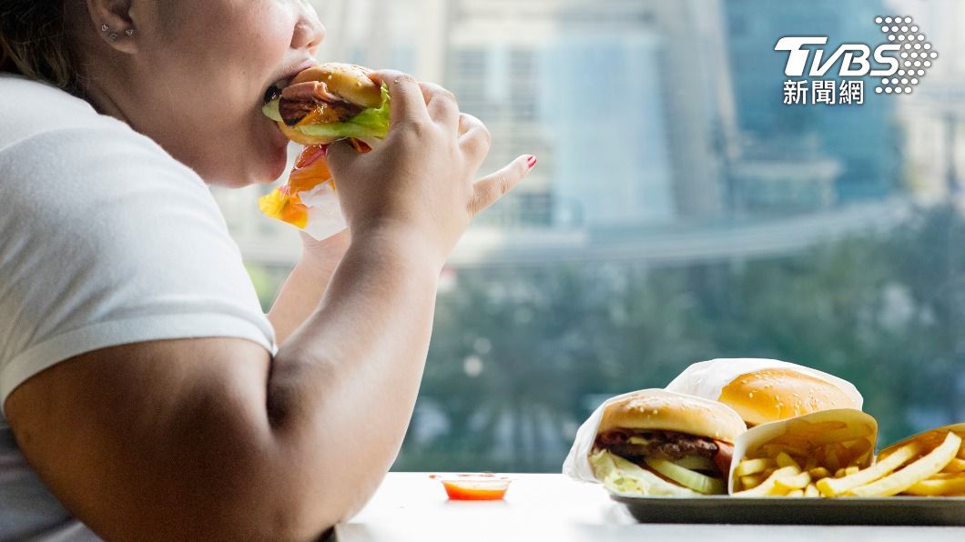 吃不停!情緒性進食6大關鍵 童年陰影、感受力差都上榜