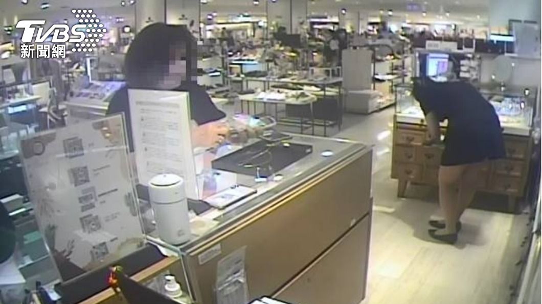 就愛這間店！自助餐老闆娘連偷百貨專櫃　竊8萬翡翠墜