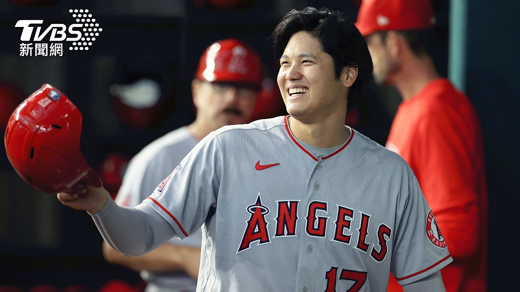 投打二刀流的大谷翔平2021賽季颳起歐塔尼旋風,更囊括所有第一名選票獲選為美聯MVP。(圖/達志影像美聯社)