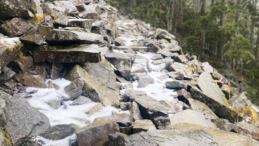雪山登頂就差0.5K!師帶生果斷下撤 原因曝山友讚爆