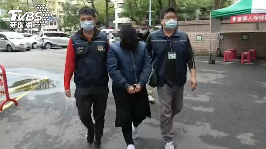 警方逮捕竹聯幫仁堂明仁會成員。(圖/TVBS)