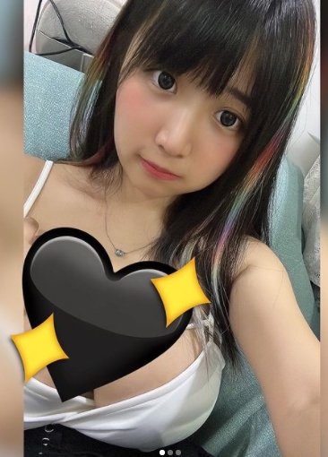 一名捷運正妹超兇身材爆紅,本尊是網紅紳士龍蝦。(圖/翻攝自紳士龍蝦IG)