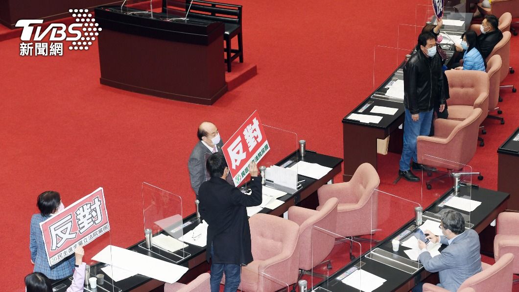 綠盼海空戰力提升條例建不對稱戰力 藍批淪弊案