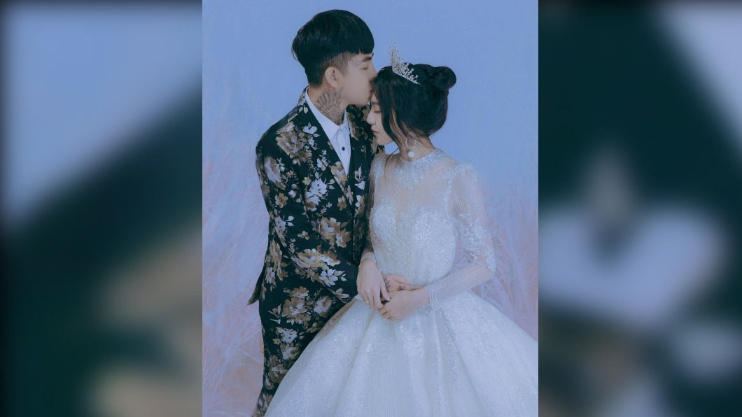 侵害配偶權判賠120萬!謝和弦PO與莉婭「婚紗照」