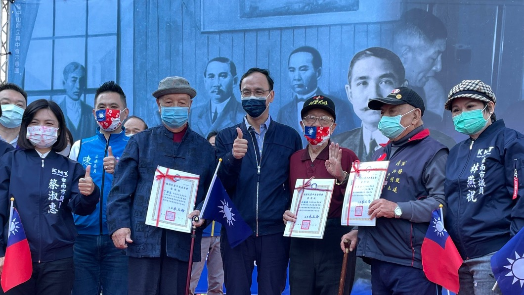 朱立倫前往台南公投宣講。(圖/國民黨提供)