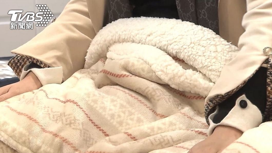 不少網友推薦被子也是不錯的選擇。(圖/TVBS)