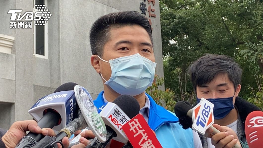 蔡其昌稱有持股就捐無請賠 顏寬恒批動輒提賭盤