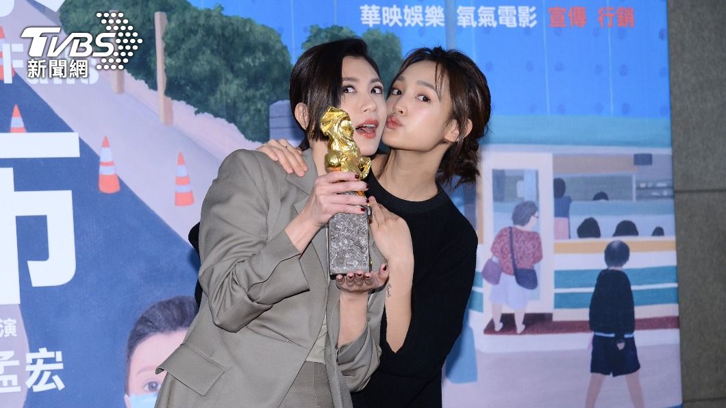 金馬慶功/賈靜雯奪影后早有預言!導演驚洩「騎白馬廣告」
