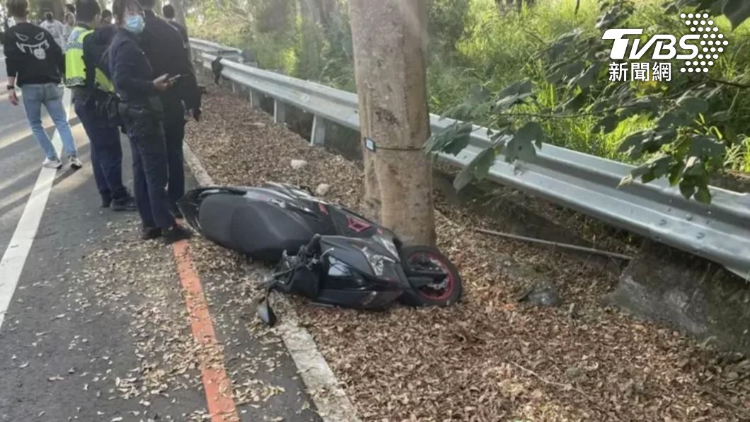 縣道139彎度大頻傳死亡車禍 員警與人形立牌輪站崗