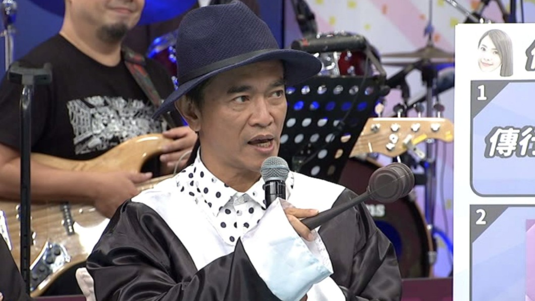 吳宗憲聽聞圓圓的「不要臉」的事蹟,也在一旁頻頻補槍。(圖/中天綜合台提供)