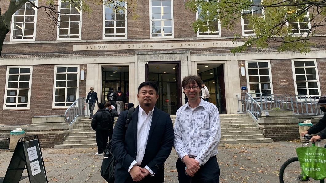 綠委洪申翰到訪英國出席氣候變遷會議。(圖/翻攝洪申翰臉書)