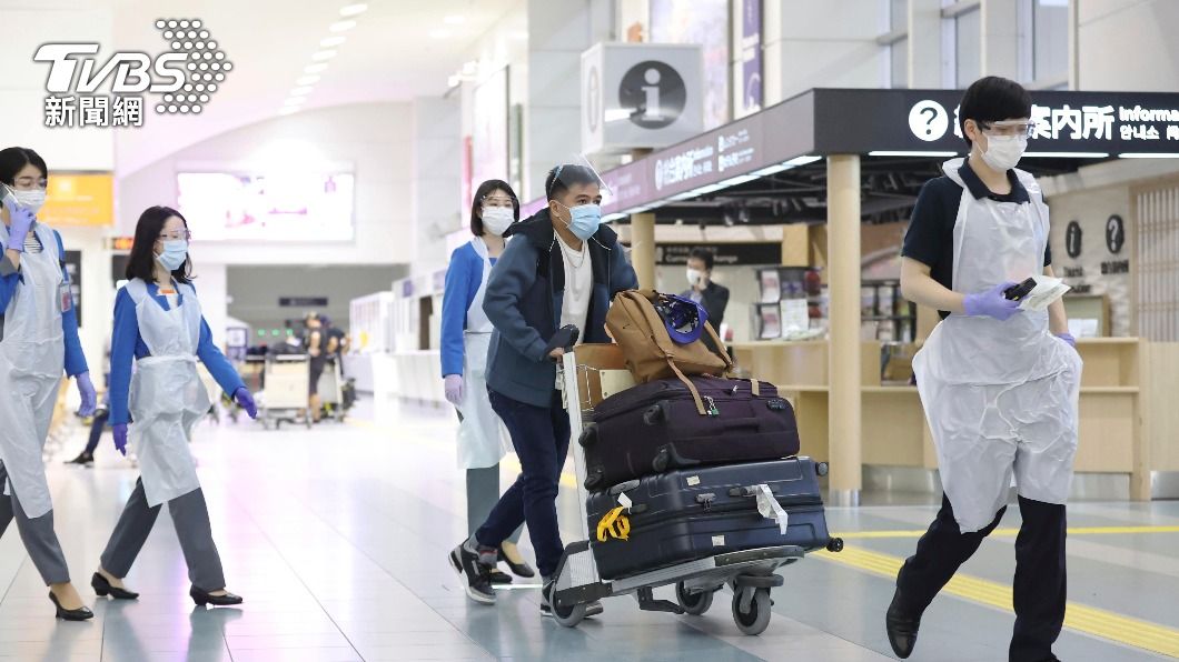 才剛開放的外國商務旅客入境從明起又喊卡。(圖/達志影像美聯社)