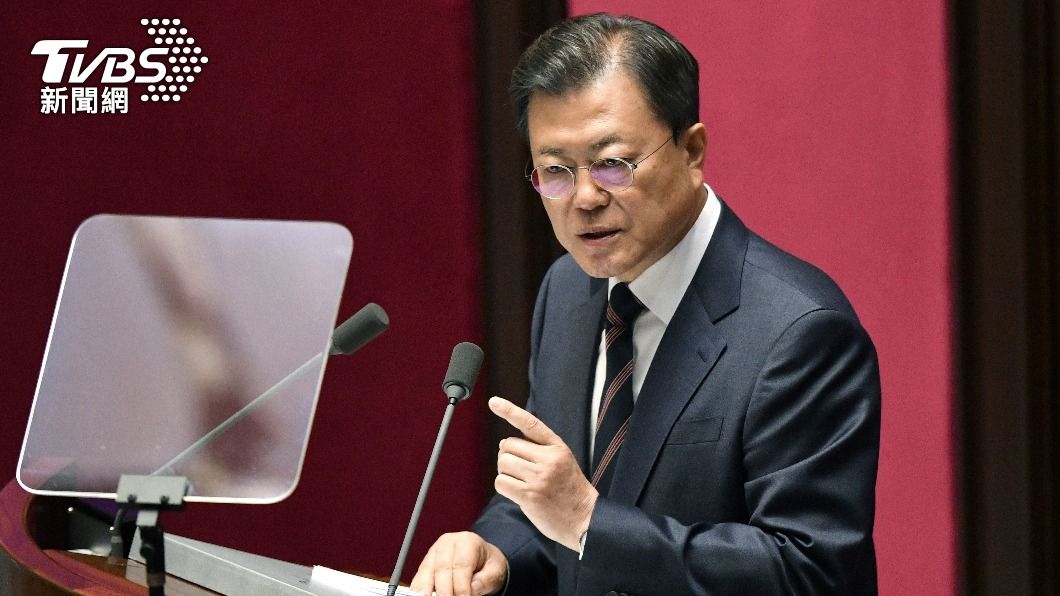 南韓總統文在寅下令採取更嚴格的防疫措施。（圖／達志影像美聯社）