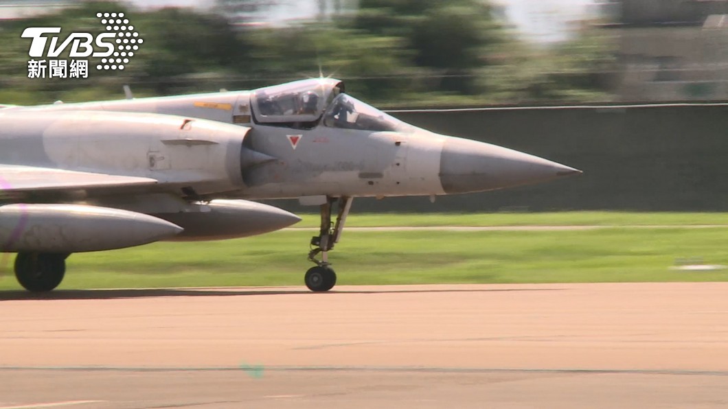 今起強化戰備！裴洛西訪台　空軍急派8架幻象戰機飛台東