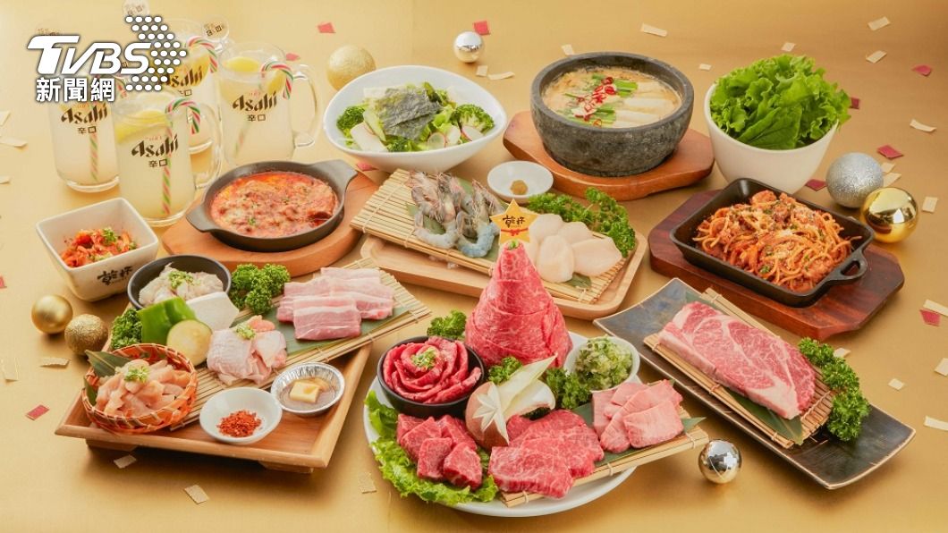 乾杯燒肉居酒屋於12月21日至1月2日推出「聖誕跨年派對套餐」。(圖/乾杯燒肉居酒屋提供)