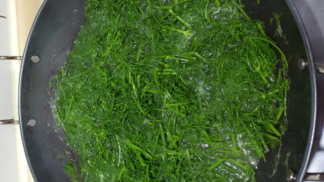 有比香菜更恐怖? 「客家香菜」這味道掀兩派網友激戰