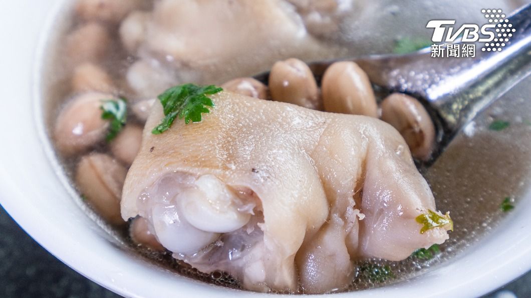 白滷豬腳膠質超豐富。(示意圖/shutterstock達志影像)