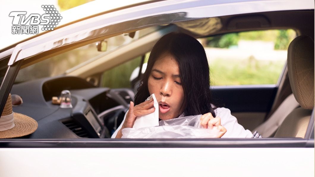 春節最怕塞車又暈車!醫授「不暈車5招」返鄉出遊都免驚