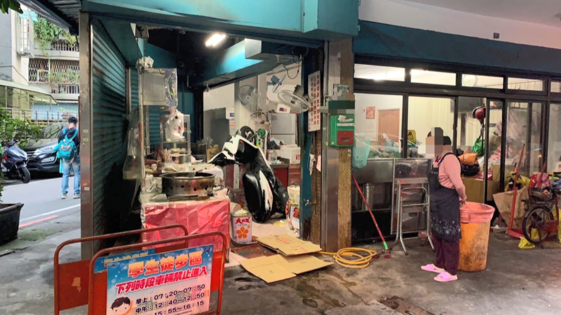 圖／畫面翻攝:爆廢公社臉書