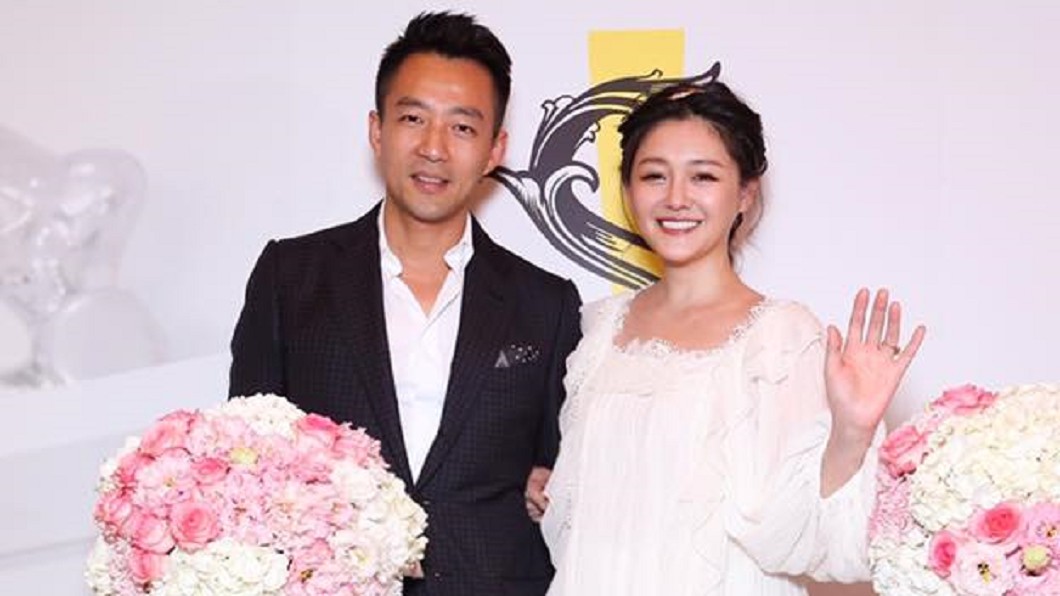 重遊十年前結婚地!汪小菲斷開大S「露出笑容」做這事