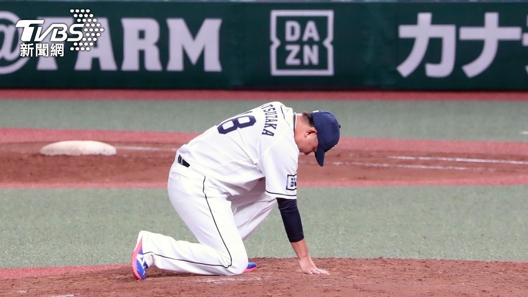 鈴木一朗登引退儀式獻花 「這句話」逼哭松坂大輔
