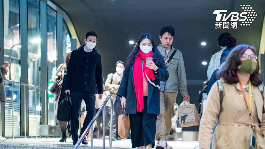 近日氣溫驟降。（示意圖／shutterstock達志影像）