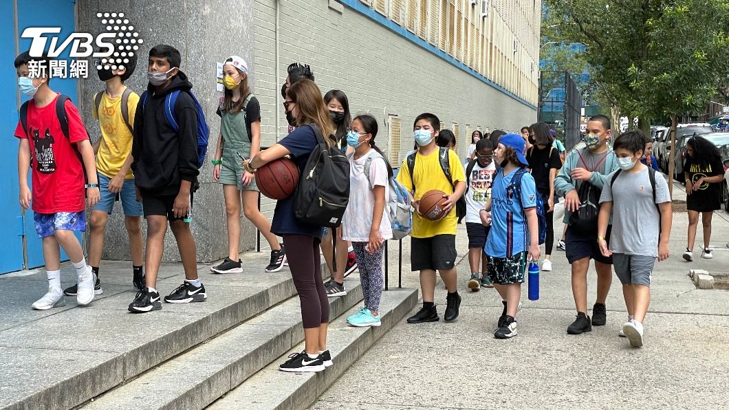 美國家長故意送染疫兒上學!釀全校7人確診、手足也中鏢